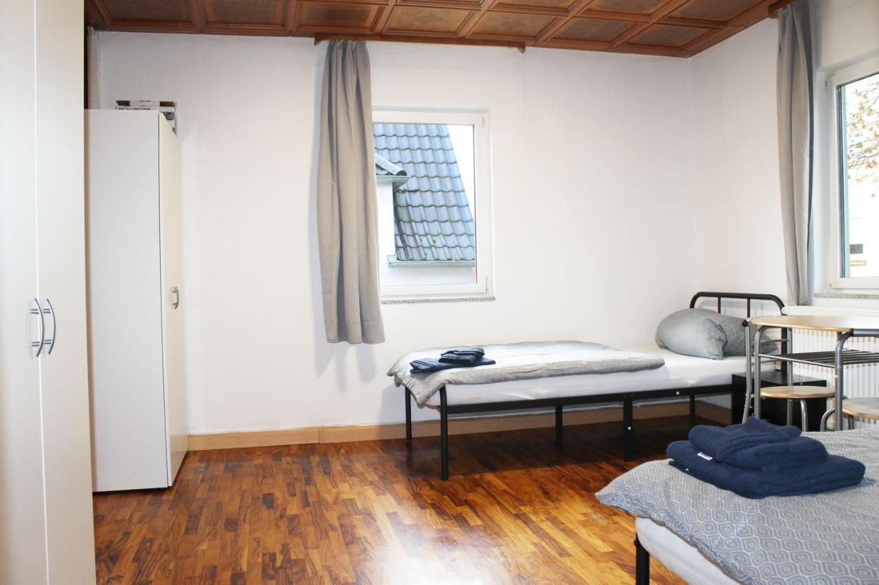 Fully Equipped Apartments Bonnigheim Esterno foto
